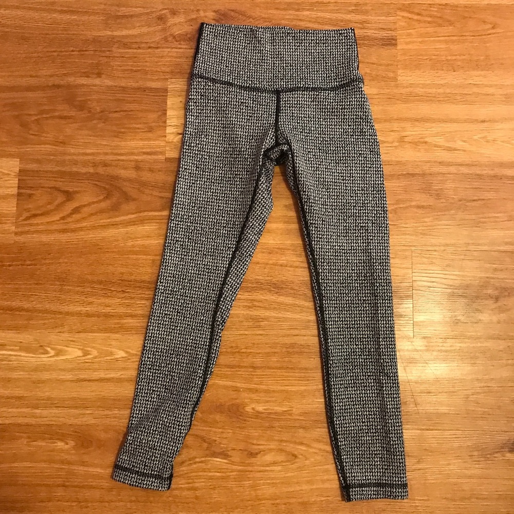 Lululemon design 7/8 leggings